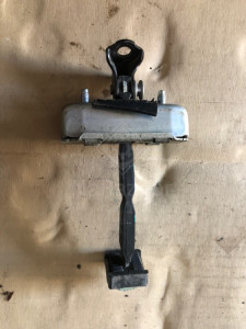  Ограничитель двери задней левой RL LEXUS GX470 02-09