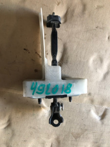  Ограничитель двери задний правый RR LEXUS LS460 06-12