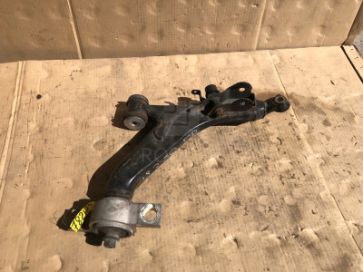  Рычаг передний нижний R правый LEXUS IS250/350 06-12