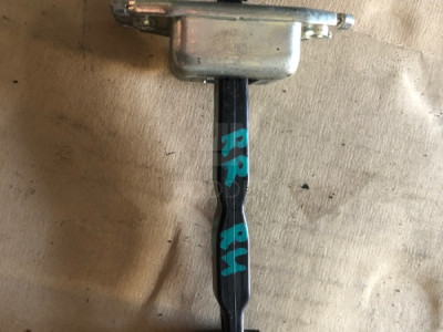  Ограничитель двери задний правый RR MITSUBISHI LANCER X 10 07-15