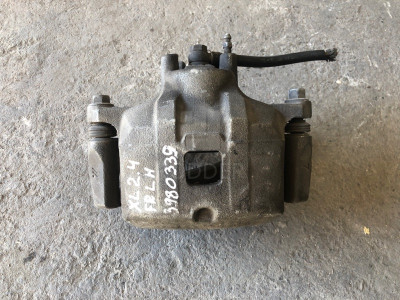  Суппорт передний L левый MITSUBISHI OUTLANDER XL 07-14