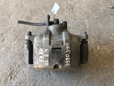  Суппорт передний R правый MITSUBISHI OUTLANDER XL 07-14