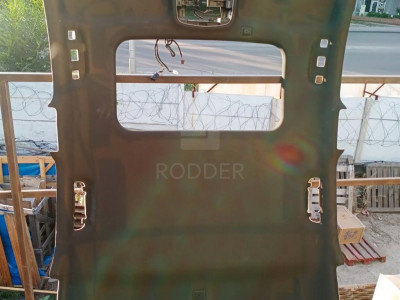 84215661  Обшивка потолка под люк чёрный