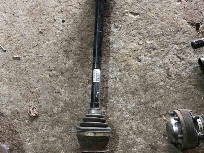 84309443 Полуось задняя левая