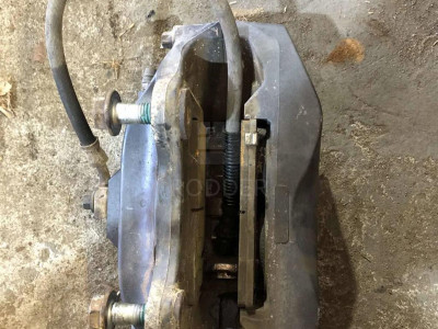  84089034 Суппорт передний левый