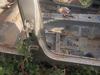 22927471 Стойка кузова центральная правая