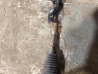 22961953 Рулевая тяга левая