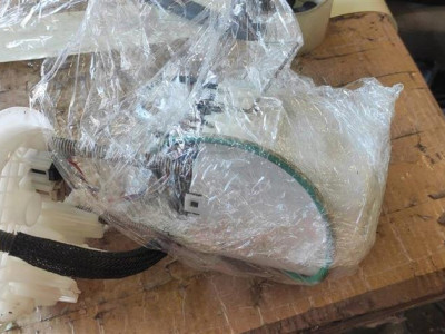 13508816 Топливный насос 