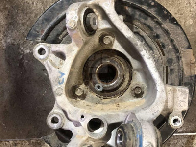 23118094 Цапфа задняя правая