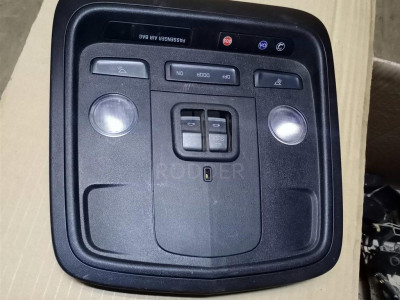 84009547 Плафон салона передний чёрный