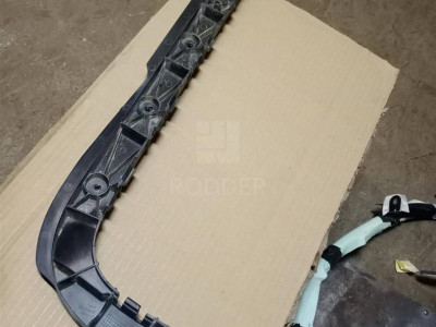 20965759 Кронштейн бампера заднего левый