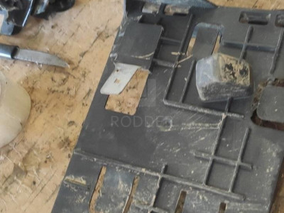 84013974 Кронштейн блока управления двигателем