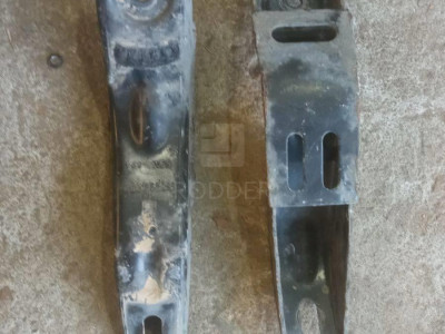 22798982 Кронштейн подрамника заднего