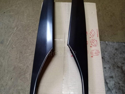 22930222 Накладка карты двери задней левой