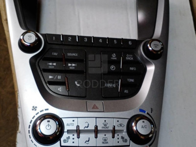 84096689 Панель управления радио/климат