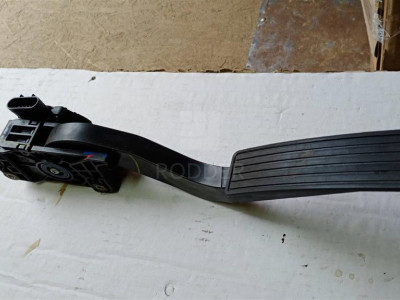 84022579 Педаль газа