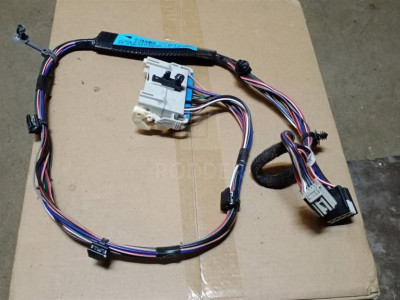 23244859 Проводка двери передней левой