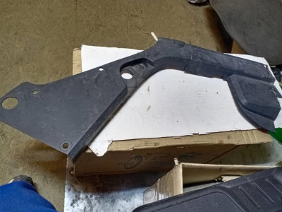 25964359 Накладка крыла переднего правого