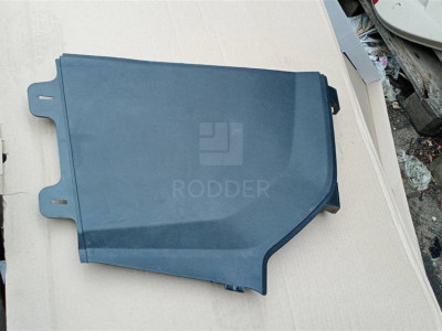 20819578 Обшивка центральной консоли левая