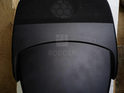 20906478  Накладка динамика центрального