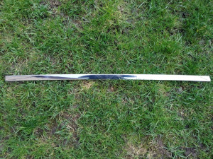  Молдинг верхний левой задней двери